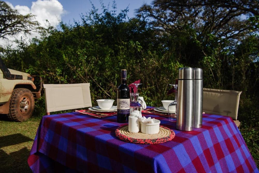Karibu Camps And Lodges Lions Paw Ngorongoro Karatu Eksteriør bilde