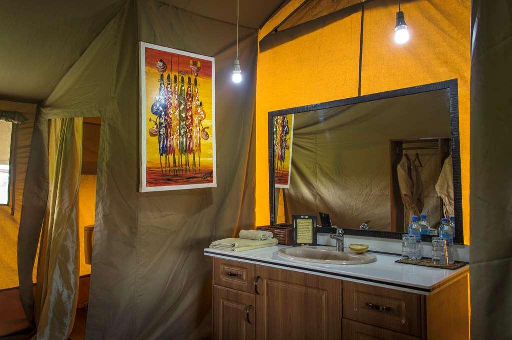 Karibu Camps And Lodges Lions Paw Ngorongoro Karatu Rom bilde