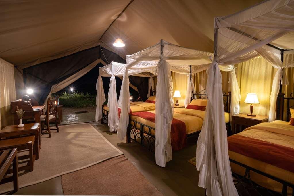 Karibu Camps And Lodges Lions Paw Ngorongoro Karatu Rom bilde