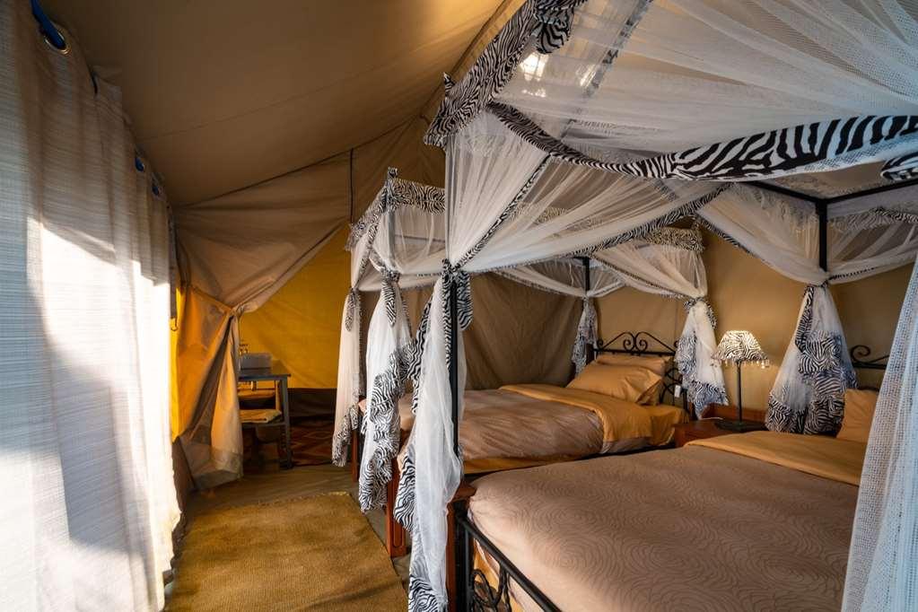 Karibu Camps And Lodges Lions Paw Ngorongoro Karatu Rom bilde